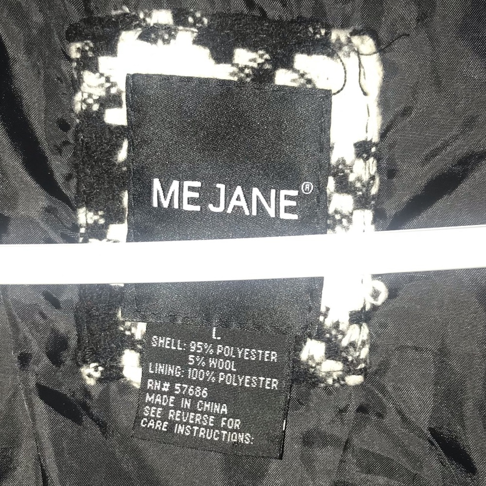 Coat - Picture 3 of 4